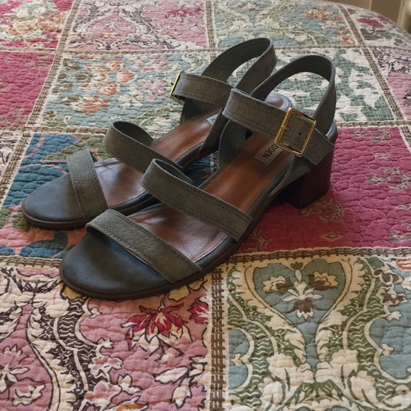 Steve Madden Strappy Sandals - Picture 1 of 4
